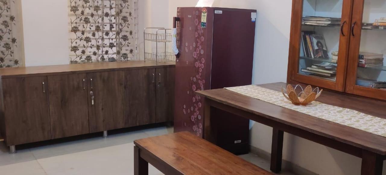 Srinekatan Heritage Villa Homestay アーメダバード エクステリア 写真
