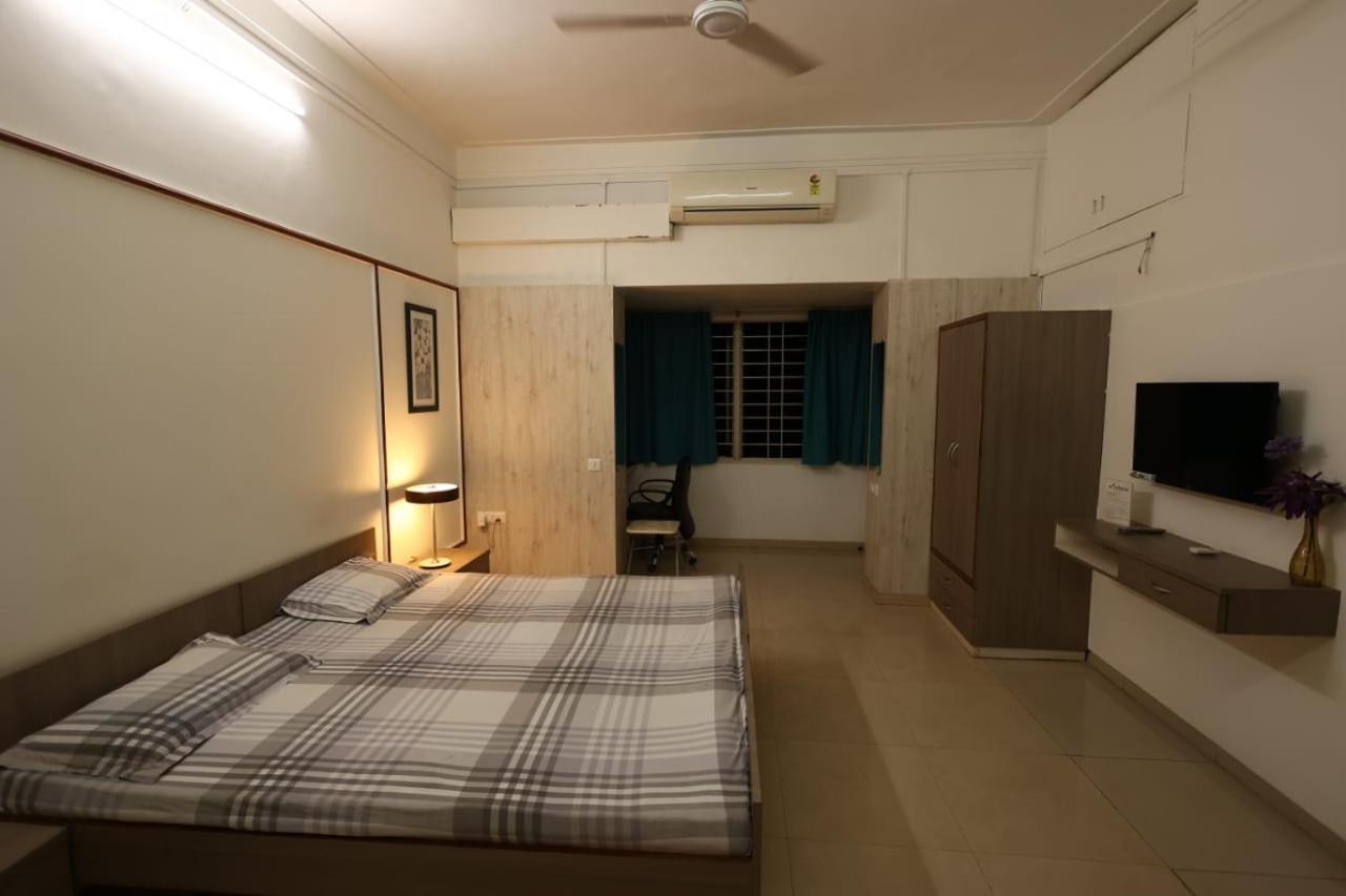 Srinekatan Heritage Villa Homestay アーメダバード エクステリア 写真