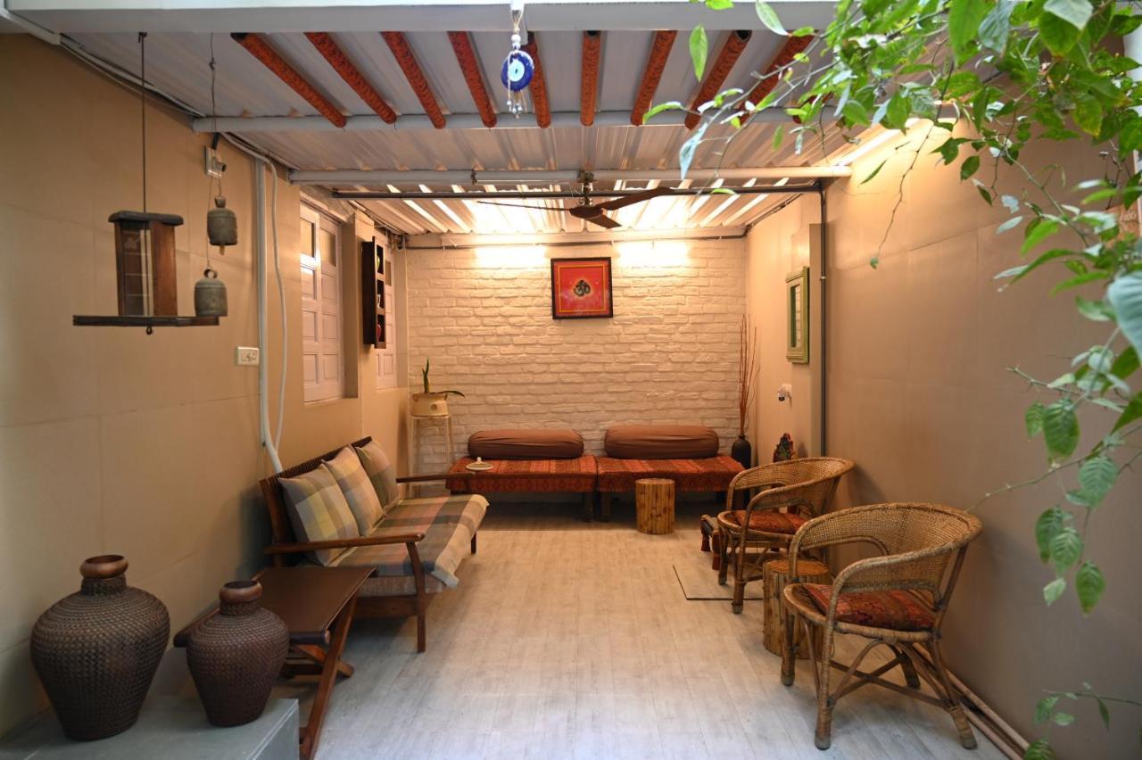 Srinekatan Heritage Villa Homestay アーメダバード エクステリア 写真