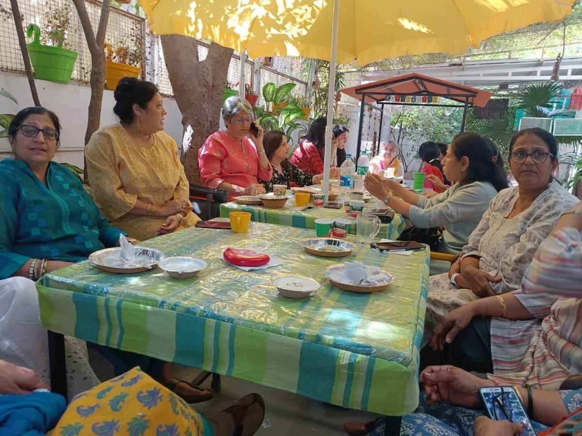 Srinekatan Heritage Villa Homestay アーメダバード エクステリア 写真