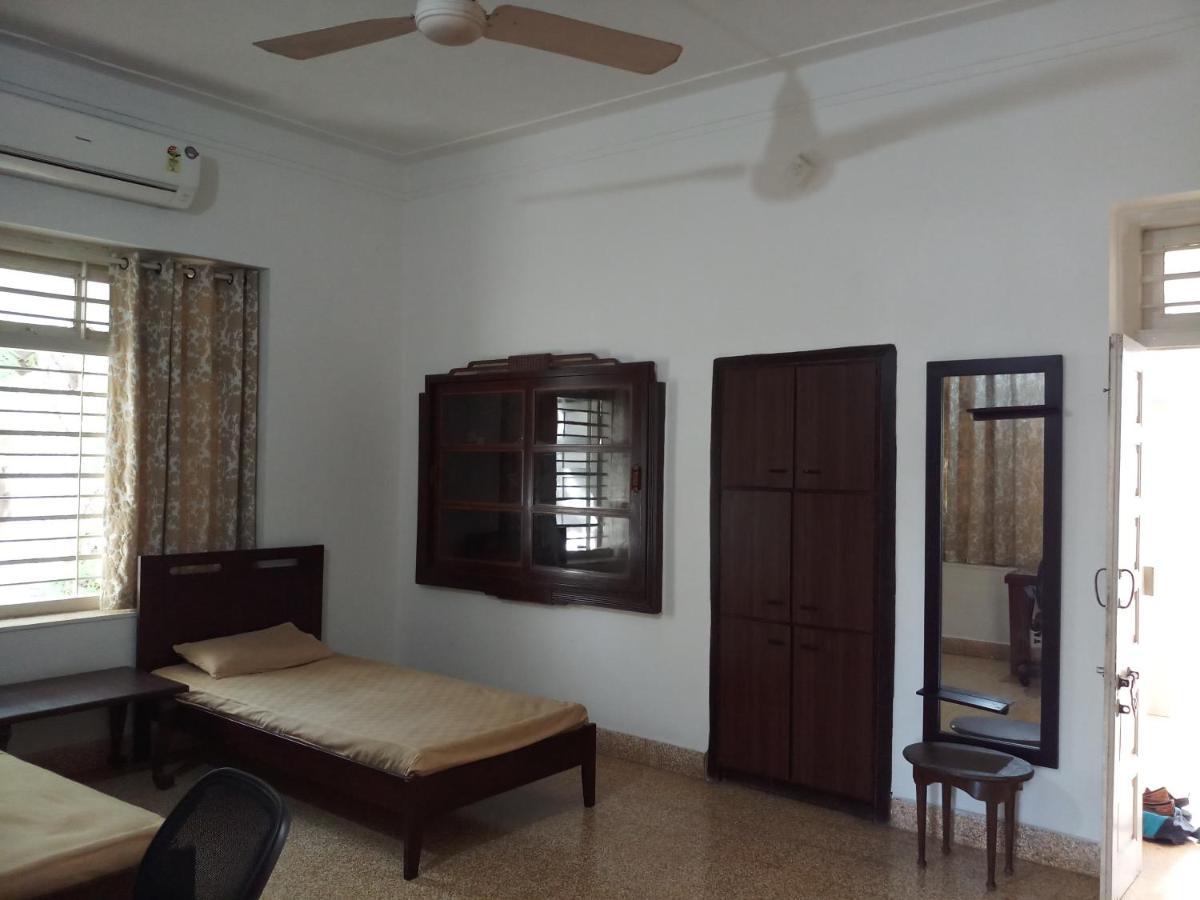 Srinekatan Heritage Villa Homestay アーメダバード エクステリア 写真