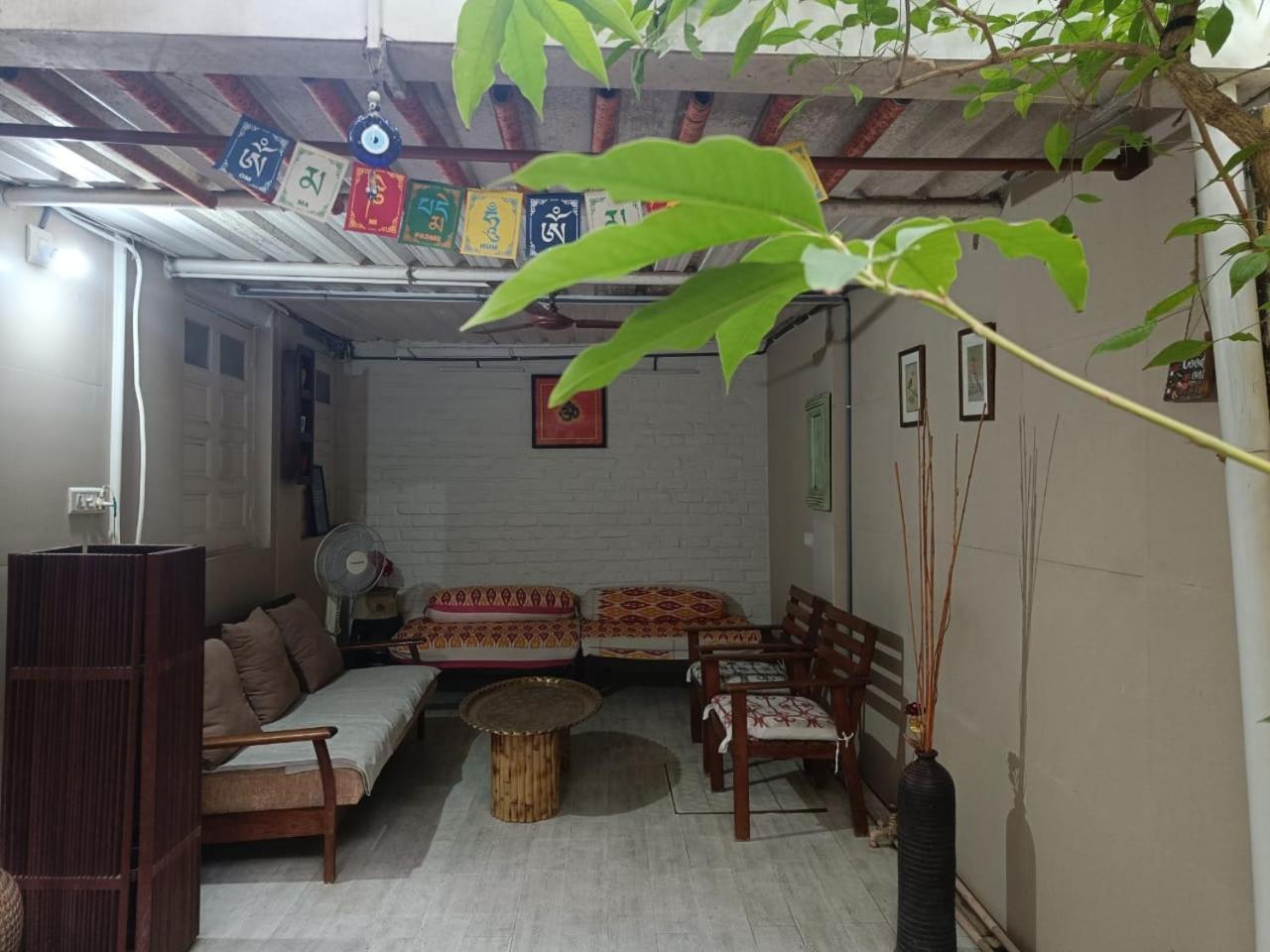 Srinekatan Heritage Villa Homestay アーメダバード エクステリア 写真