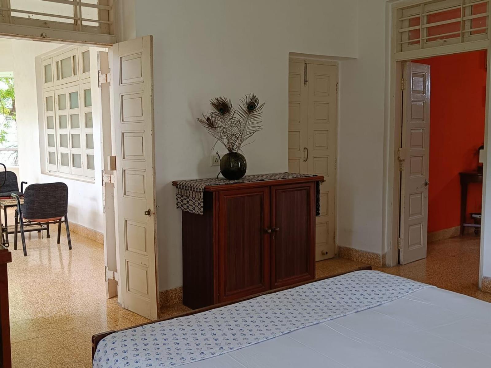 Srinekatan Heritage Villa Homestay アーメダバード エクステリア 写真